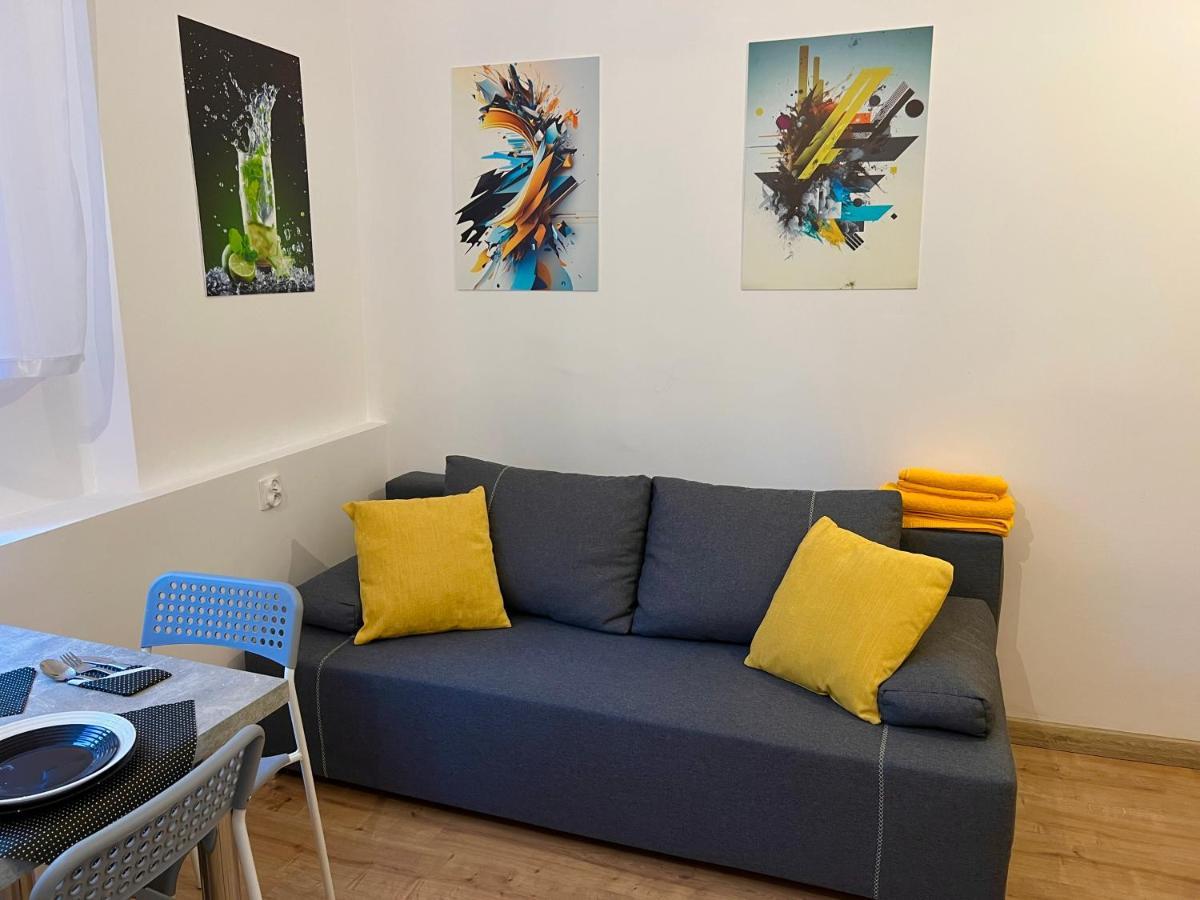 Apartamenty Koktajlove Кельце Екстер'єр фото
