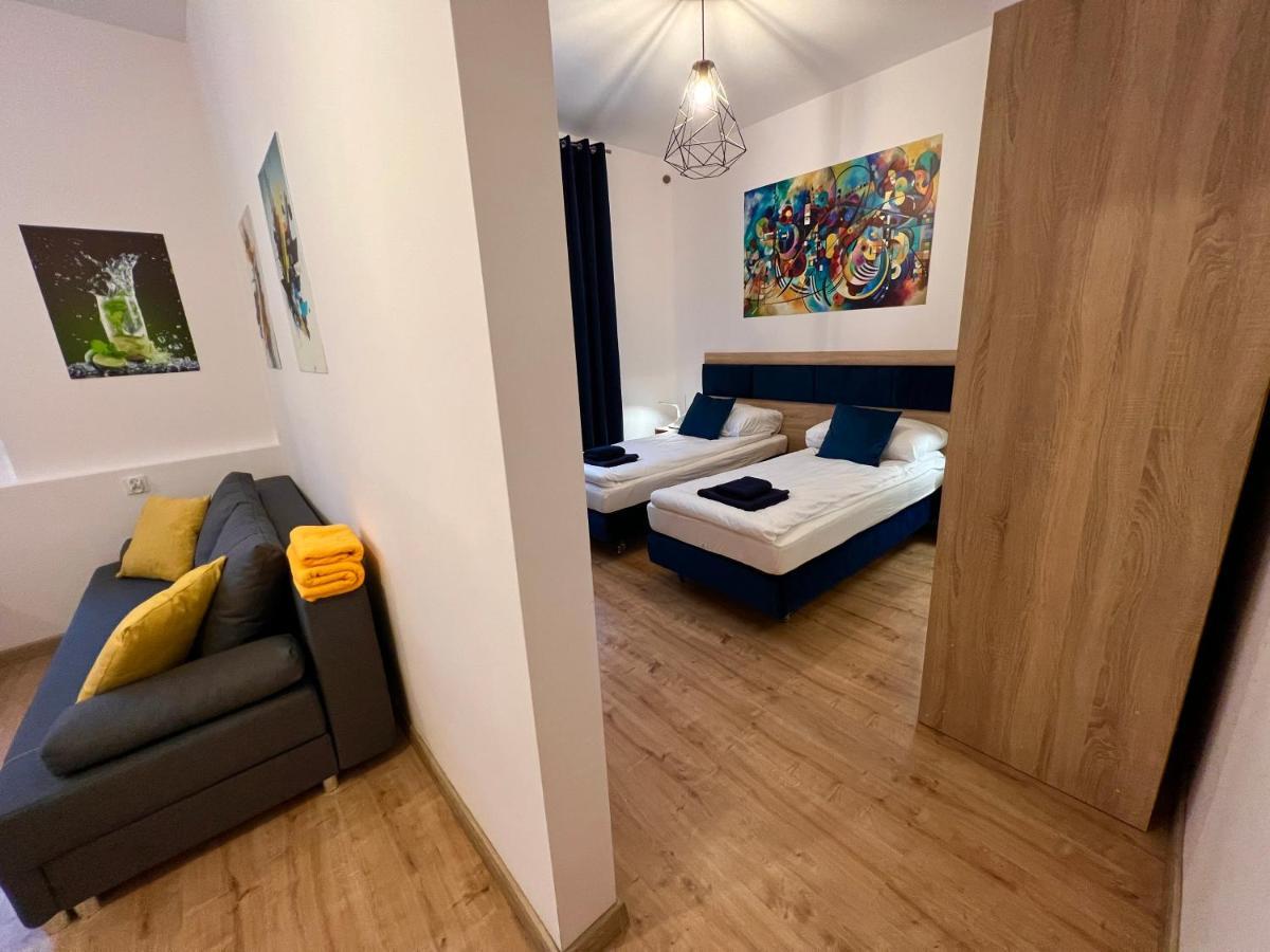 Apartamenty Koktajlove Кельце Екстер'єр фото
