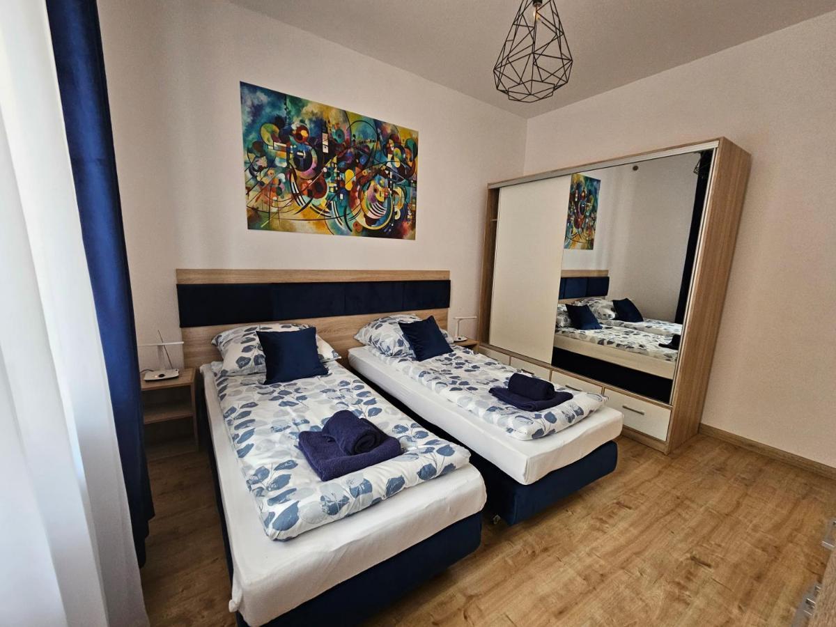 Apartamenty Koktajlove Кельце Екстер'єр фото